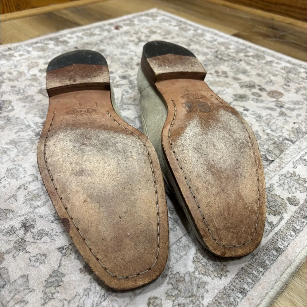 Tod’s Men’s Suede Loafers size 8